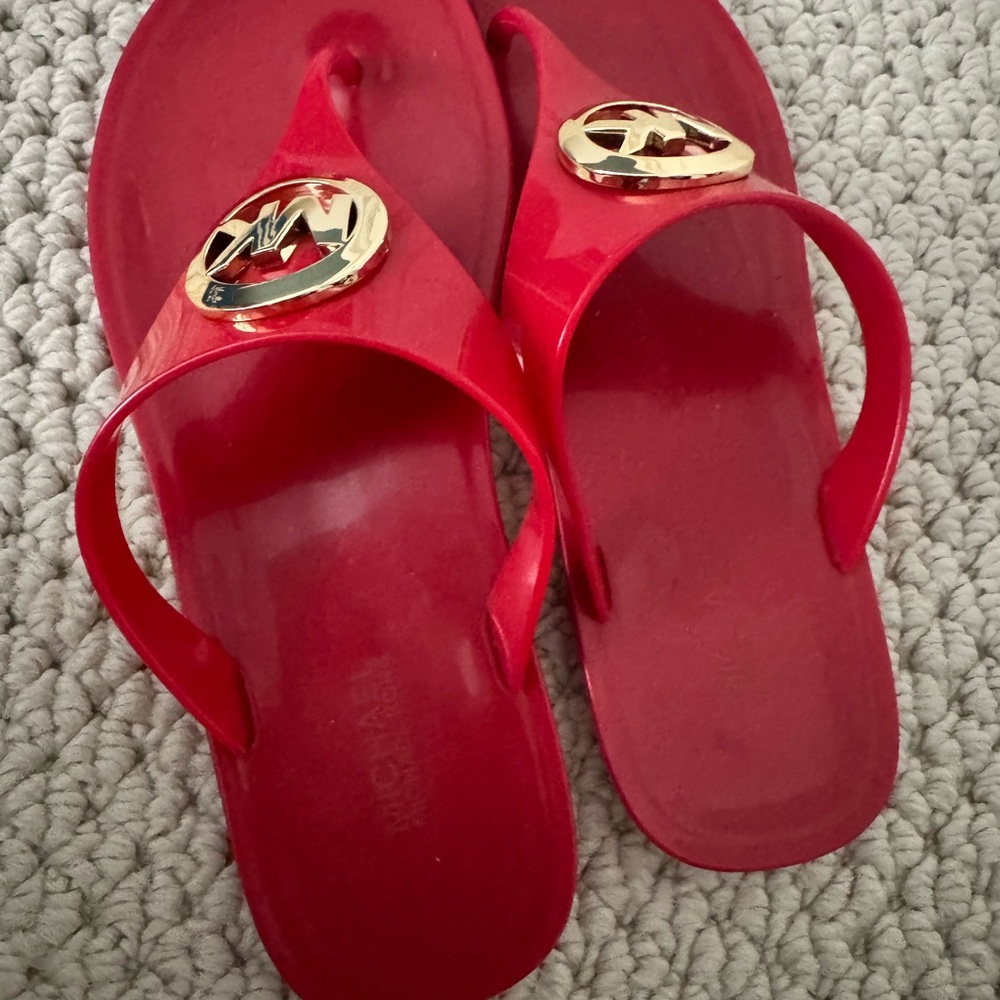 Michael Kors Red Flip Flops with Gold Emblem - Picture 3 of 4